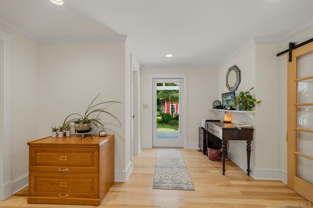 324 Haverstraw Road, Suffern, NY 10901