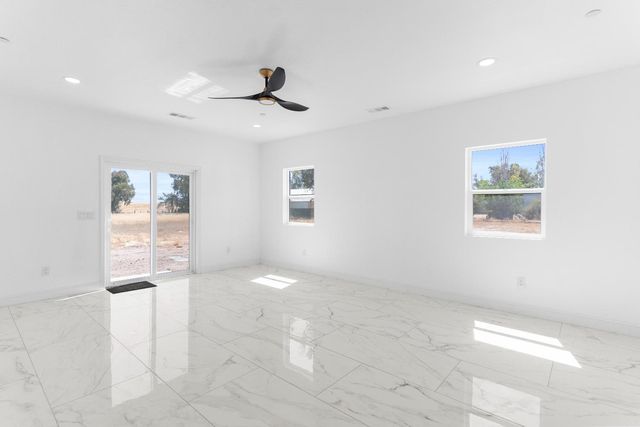 36950 Pauline Avenue, Madera, CA 93636