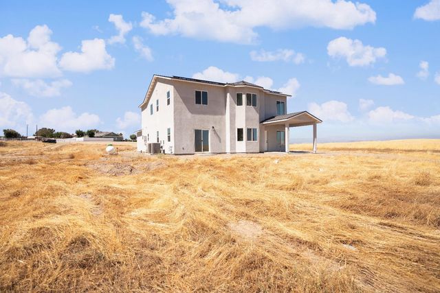 36950 Pauline Avenue, Madera, CA 93636