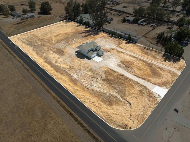 36950 Pauline Avenue, Madera, CA 93636