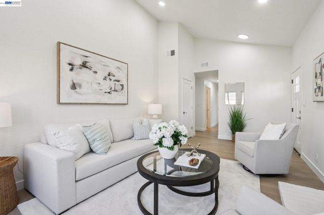 3168 Courthouse Drive, Union City, CA 94587