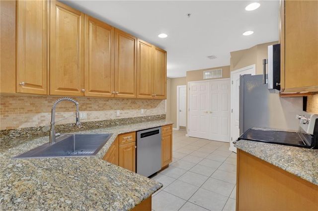 11951 Champions Green WAY 401, Fort Myers, FL 33913
