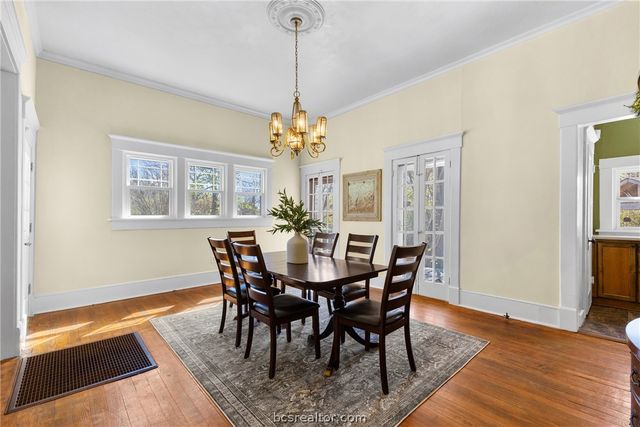 1121 Ursuline Avenue, Bryan, TX 77803