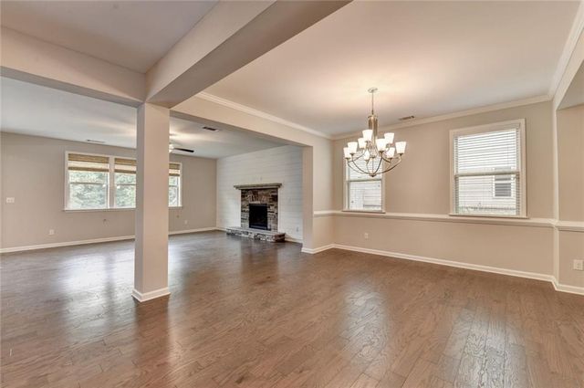 955 Laura Jean Court, Buford, GA 30518