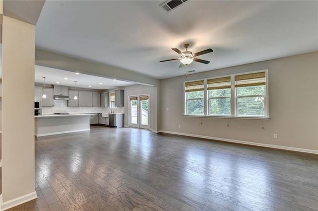 955 Laura Jean Court, Buford, GA 30518