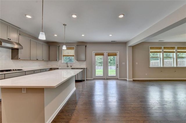 955 Laura Jean Court, Buford, GA 30518