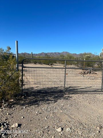 9690 W Sky Blue Drive, Tucson, AZ 85735