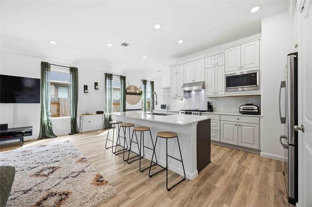 35432 Woodtrace Circle, Pinehurst, TX 77362
