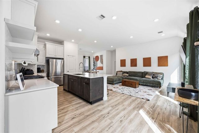35432 Woodtrace Circle, Pinehurst, TX 77362