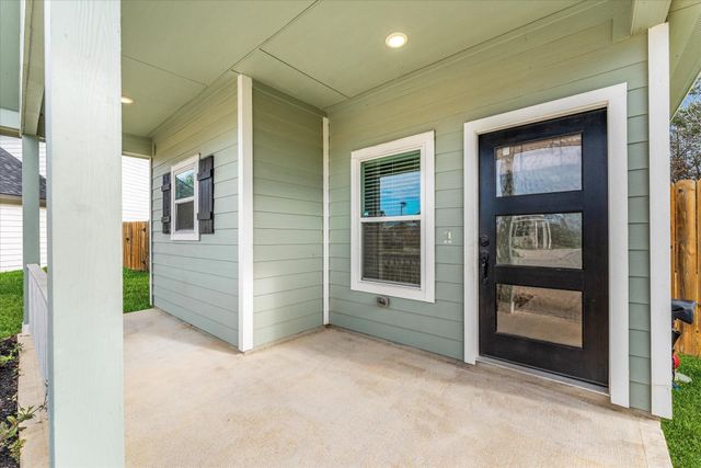 17070 Marie Village Drive, Conroe, TX 77306