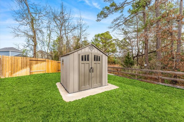 17070 Marie Village Drive, Conroe, TX 77306