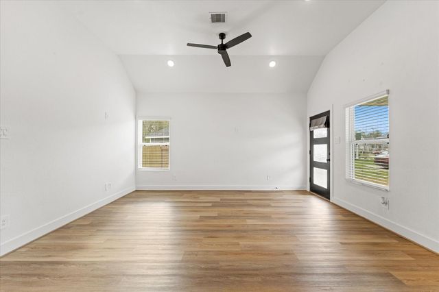 17070 Marie Village Drive, Conroe, TX 77306