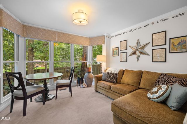 119 E Laurenbrook Court, Cary, NC 27518