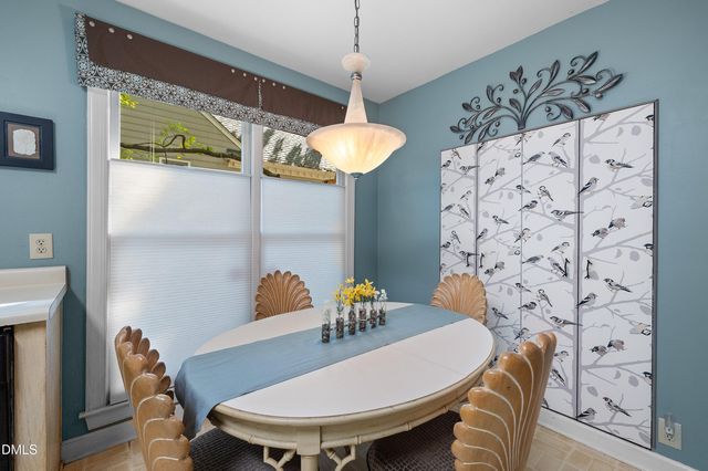 119 E Laurenbrook Court, Cary, NC 27518