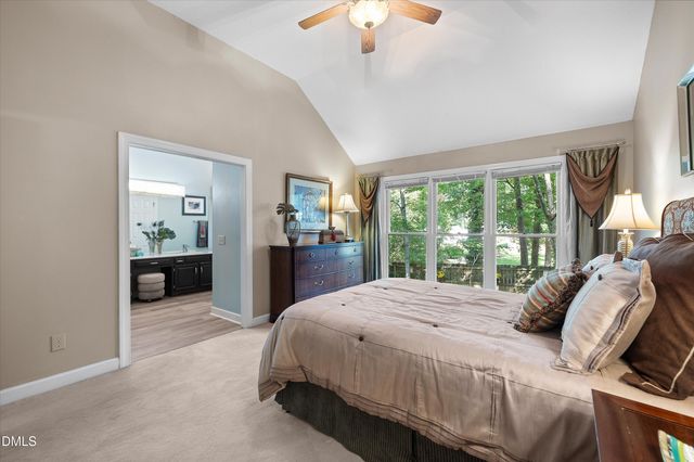 119 E Laurenbrook Court, Cary, NC 27518