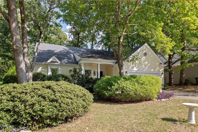 119 E Laurenbrook Court, Cary, NC 27518