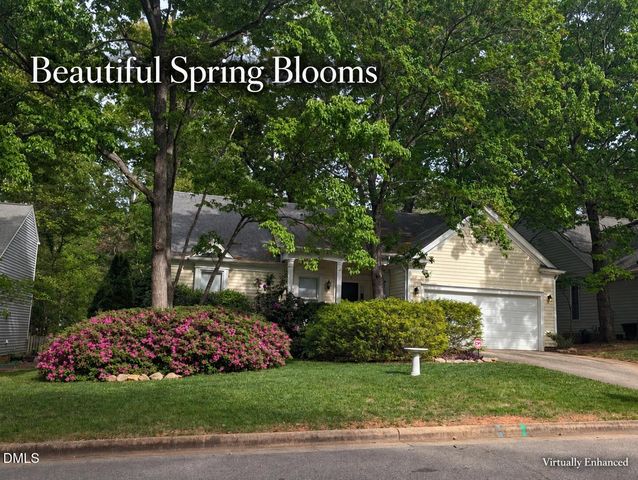 119 E Laurenbrook Court, Cary, NC 27518