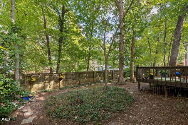 119 E Laurenbrook Court, Cary, NC 27518