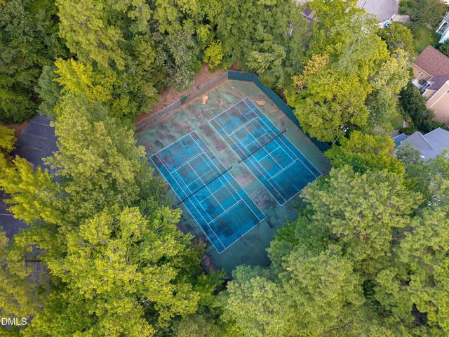 119 E Laurenbrook Court, Cary, NC 27518