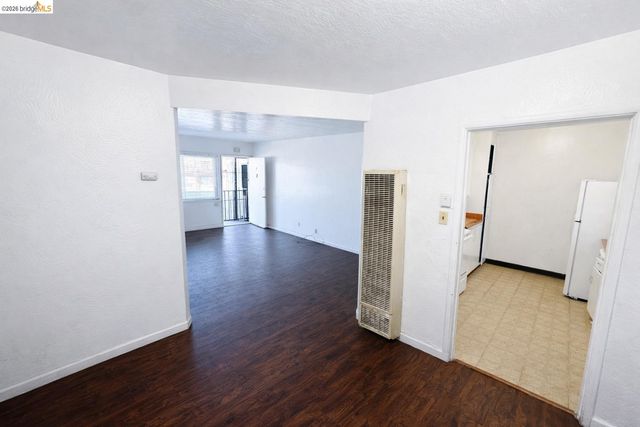 1661 Fruitvale Ave, Oakland, CA 94601