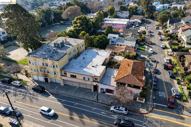 1661 Fruitvale Ave, Oakland, CA 94601