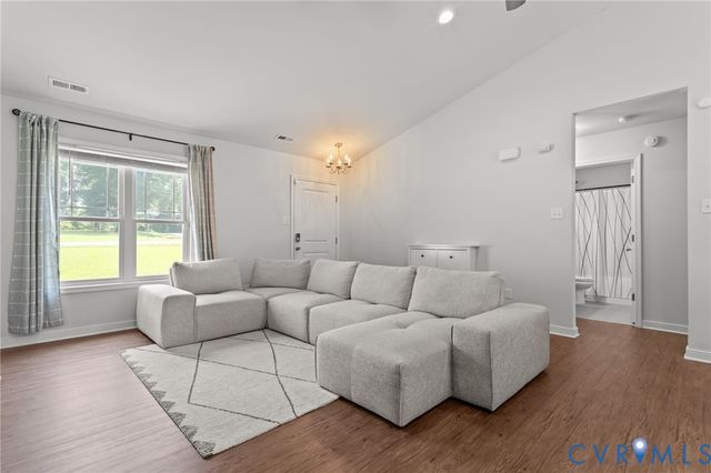 15090 Horseshoe Bend Dr, Chesterfield, VA 23831