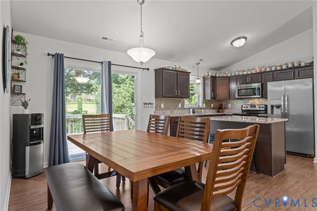 15090 Horseshoe Bend Dr, Chesterfield, VA 23831