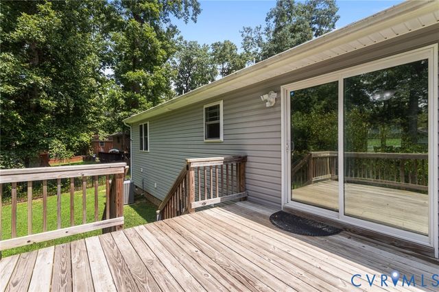 15090 Horseshoe Bend Dr, Chesterfield, VA 23831