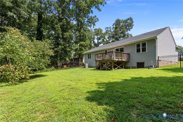 15090 Horseshoe Bend Dr, Chesterfield, VA 23831