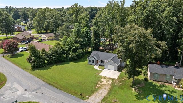 15090 Horseshoe Bend Dr, Chesterfield, VA 23831