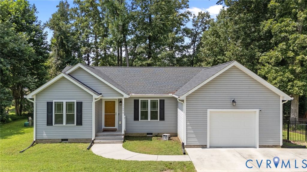 15090 Horseshoe Bend Dr, Chesterfield, VA 23831