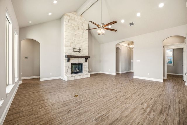 412 Fowler Drive, Granbury, TX 76048