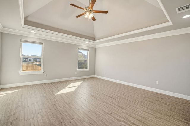 412 Fowler Drive, Granbury, TX 76048