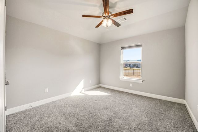 412 Fowler Drive, Granbury, TX 76048