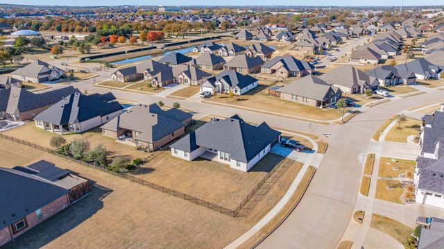 412 Fowler Drive, Granbury, TX 76048