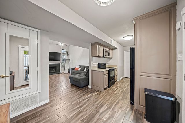 216 Cutting Horse Lane, Keller, TX 76248