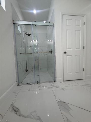 3804 40th ST SW, Lehigh Acres, FL 33976