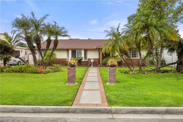 9315 Parrot, Downey, CA 90240