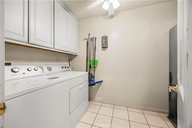 9315 Parrot, Downey, CA 90240