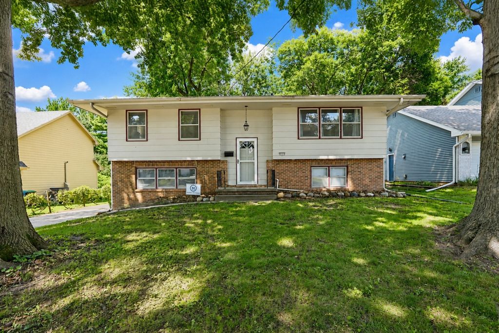 2114 47th Street, Des Moines, IA 50310