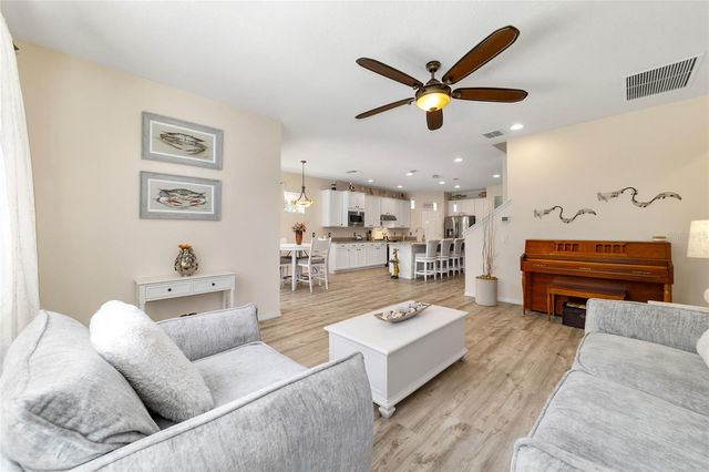 9300 SW 70TH LOOP, Ocala, FL 34481