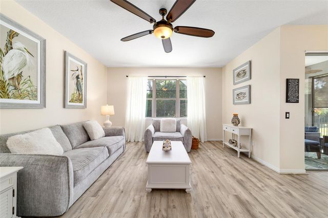 9300 SW 70TH LOOP, Ocala, FL 34481