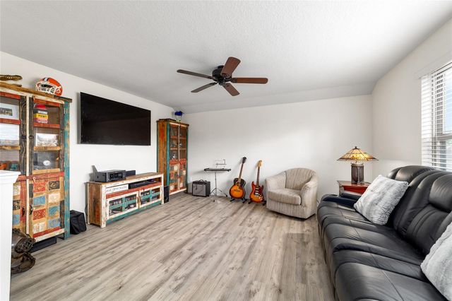 9300 SW 70TH LOOP, Ocala, FL 34481