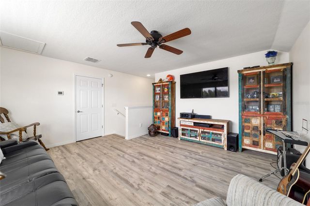 9300 SW 70TH LOOP, Ocala, FL 34481