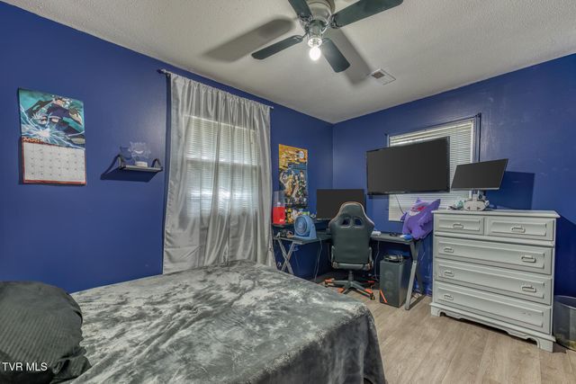 1036 Gap Creek Road, Elizabethton, TN 37601