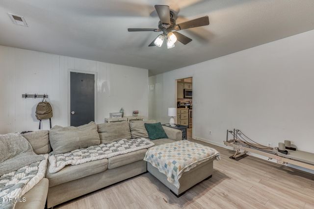 1036 Gap Creek Road, Elizabethton, TN 37601