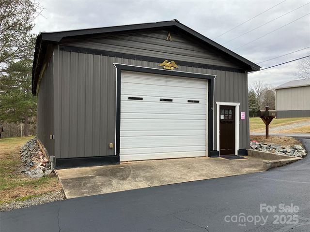 157 N Main Street, Bostic, NC 28018