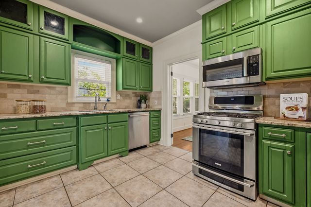 907 Monte Vista Drive, Dallas, TX 75223