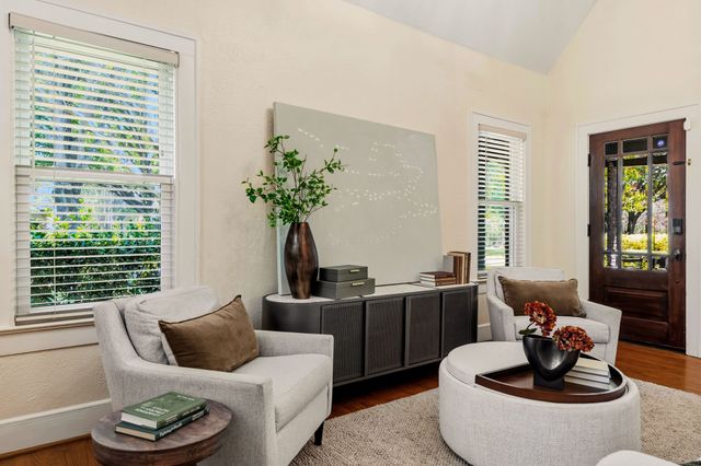 907 Monte Vista Drive, Dallas, TX 75223