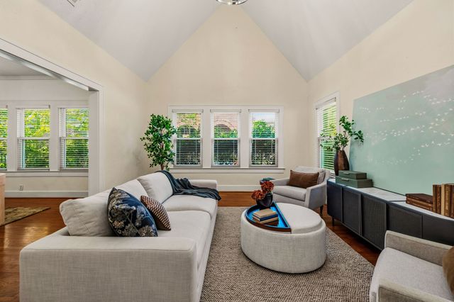 907 Monte Vista Drive, Dallas, TX 75223